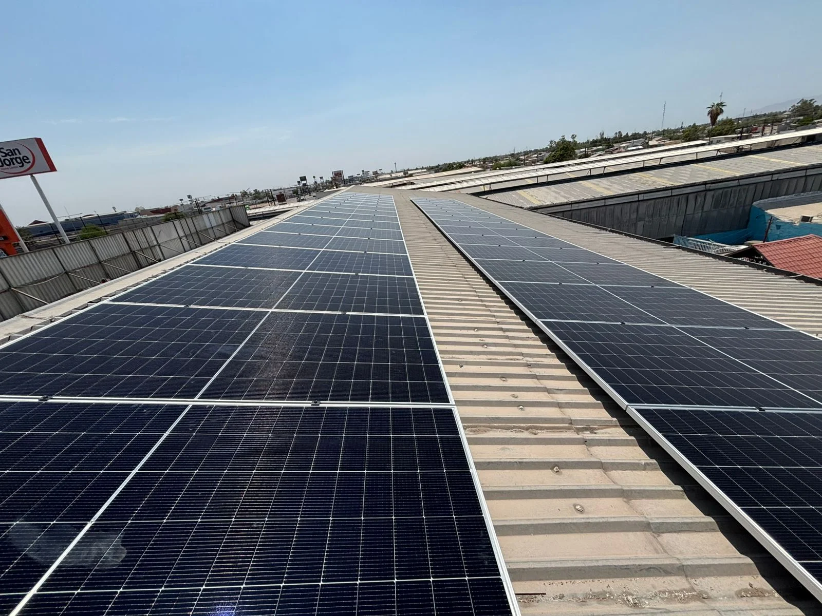 Vista de cerca de paneles solares