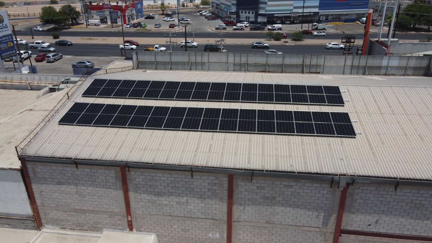 Instalación comercial MAC Eléctrica